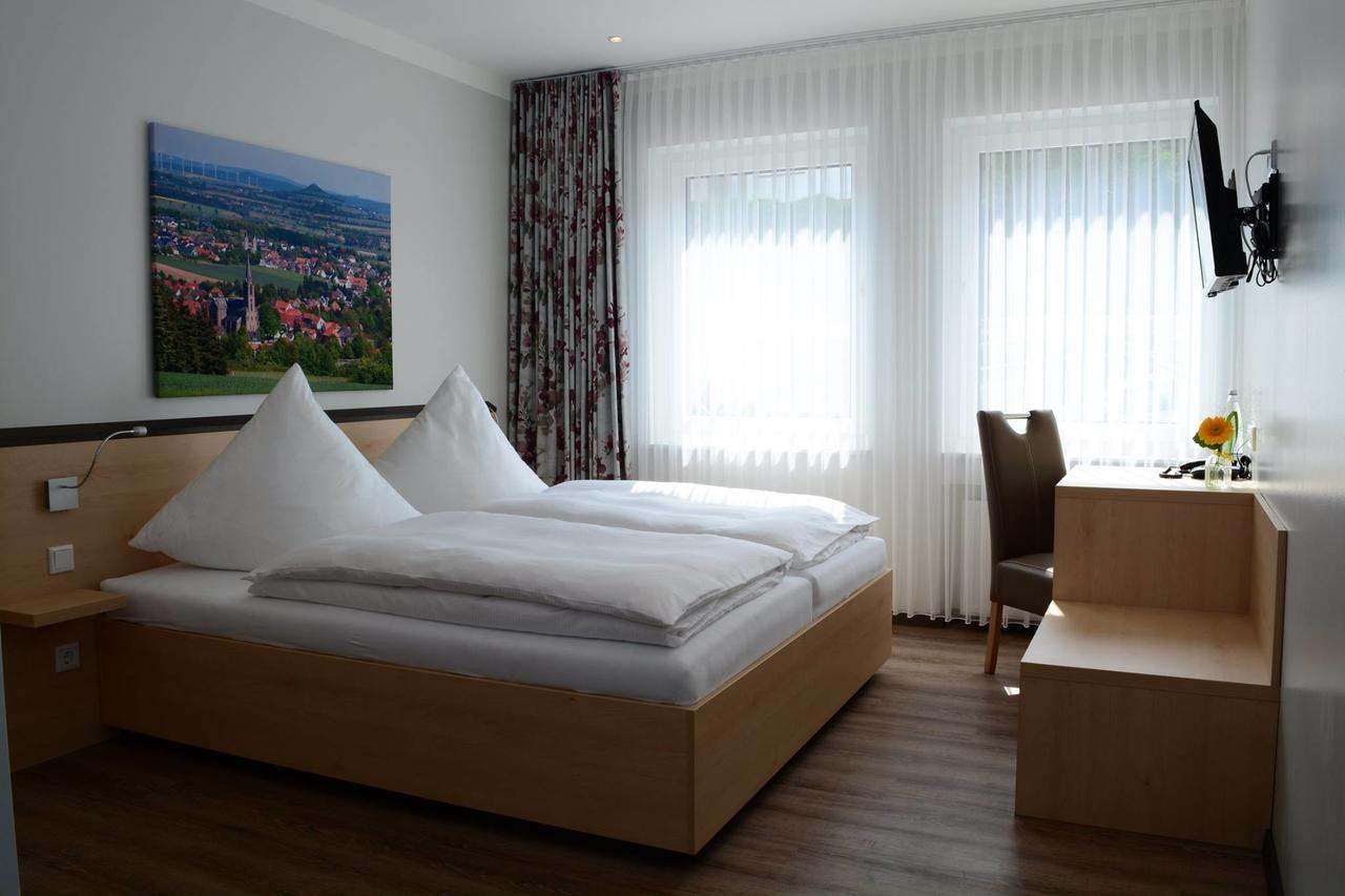 Hotel Gasthof Luis วาร์บวร์ก ภายนอก รูปภาพ