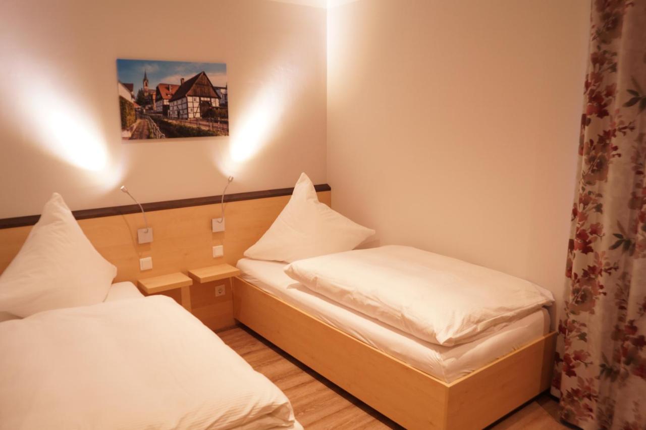 Hotel Gasthof Luis วาร์บวร์ก ภายนอก รูปภาพ
