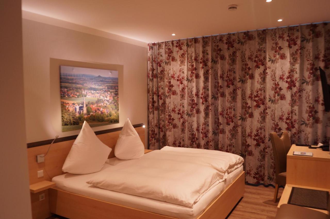 Hotel Gasthof Luis วาร์บวร์ก ภายนอก รูปภาพ